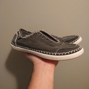 Women's Billabong shoes size 7.5